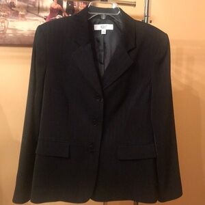 Le Suit Essentials Women’s Suit Jacket Size 14